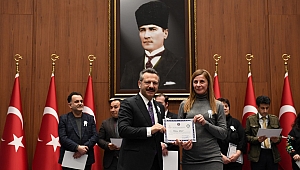 Sigarayı bırakan kamu personeline teşekkür