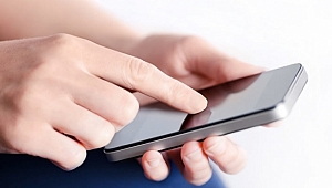 Teknolojinin aşırı kullanımı ağrıya sebep oluyor