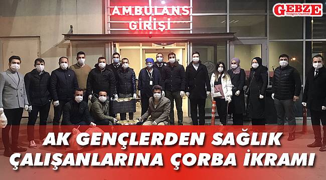 AK Gençlerden sağlık çalışanlarına çorba ikramı