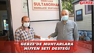 Gebze’de muhtarlara hijyen seti desteği 