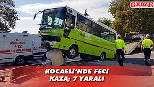 Özel halk otobüsü, otomobille çarpıştı