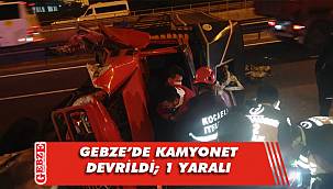 Gebze'de sebze yüklü kamyonet devrildi