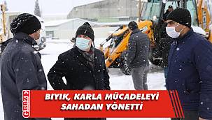 Darıca'da karla mücadele ekipleri aralıksız çalışıyor