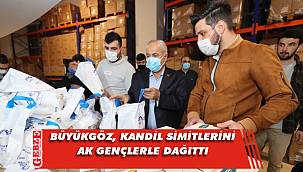 Kandil simitlerini kapı kapı dağıttılar