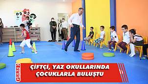 Çiftçi, çocuklarla beraber eğlendi