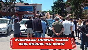 Gebze'de okul önlerinde sınav heyecanı yaşandı