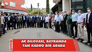 AK Dilovası’nda coşkulu bayramlaşma