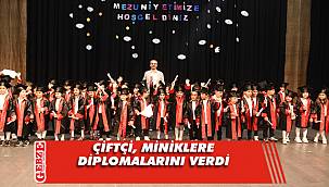 Çiftçi, miniklerin sevincine ortak oldu