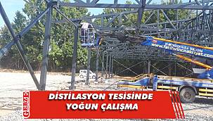 Distilasyon tesisinde yoğun çalışma