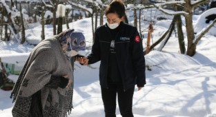 Ayşe Teyze'nin imdadına ekipler yetişti