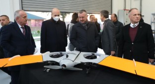 Büyükakın yeni nesil dronu yerinde gördü