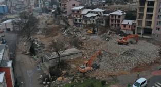 Cedit Mahallesi'nde yüzde 75 yıkım yapıldı