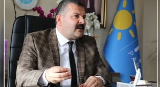 Burak Uluköylü; “AK Partili olmak zordur!”