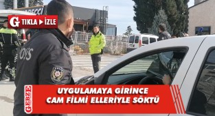 Ceza yememek için cam filmlerini elleriyle söktü