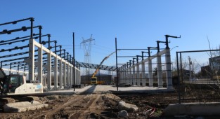 Distilasyon merkezinde çalışmalar devam ediyor