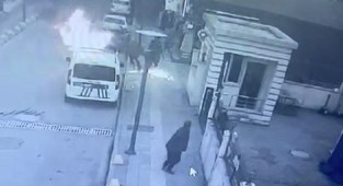 Polis otosunu ateşe veren şahıs tutuklandı