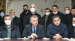 Tahir Büyükakın, muhalefeti eleştirdi