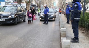 Zabıta ekipleri çocukların güvenliği için önlem alıyor