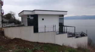 41 yaşındaki kadın karnından bıçaklandı