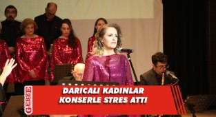 Belediye korosu kadınlar için konser verdi