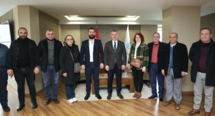 Büyükakın, “Herkes kalkıp adım atmalı”