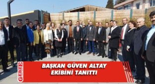 İYİ Parti Darıca yeni yönetimini tanıttı