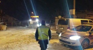 Kocaeli'de kar yağışı etkili oluyor