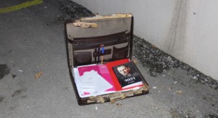 Okul önünde unutulan çanta paniğe neden oldu