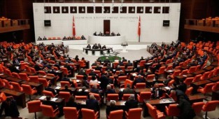 Spor kanunu teklifi komisyondan geçti