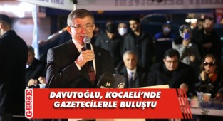 Davutoğlu, gazetecilerin sorularını yanıtladı