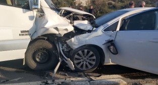 Dilovası'nda feci kaza: 6 yaralı