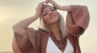 Ece Seçkin 800 bin TL ‘ye anlaştı