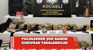 Evin her yerinden uyuşturucu ve silah çıktı