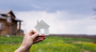 Gebze'de 4 bin 518 metrekare tarla icradan satılık
