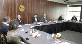 İlçe belediyeleriyle imar toplantısı yapıldı