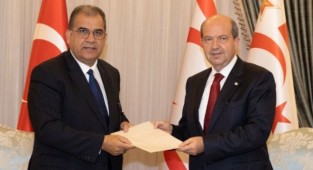 Tatar, hükümetin istifasını kabul etti