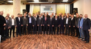 Vali Yavuz, MÜSİAD’ın iftarına katıldı