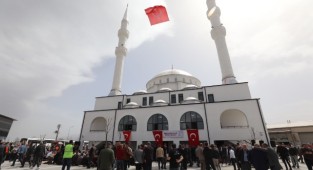 Yeni Sanayi Cami ibadete açıldı