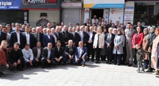 AK Parti Kocaeli, tüm ilçelerde bayramlaştı