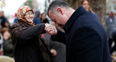 Büyükakın “Annelerimiz dünyanın kalbidir”