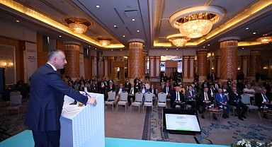 Büyükakın, “Küresel meselelerle birlik olmalıyız”