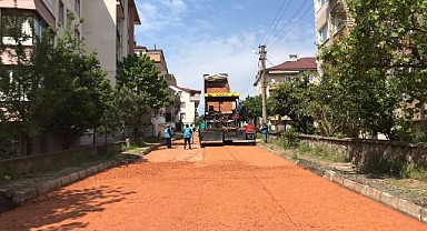 Derince’de 3 mahallede üstyapı çalışmaları sürüyor