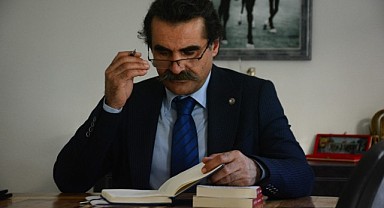 Emekli yarbaydan ders niteliğinde kitap
