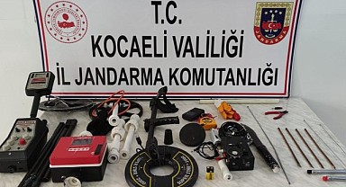 Kaçak kazı yapan 5 kişiye şok baskın!