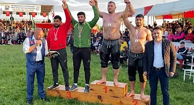Madalyaları Kağıtspor topladı