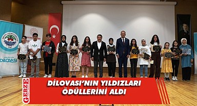 Başarılı gençlere ödülleri verildi