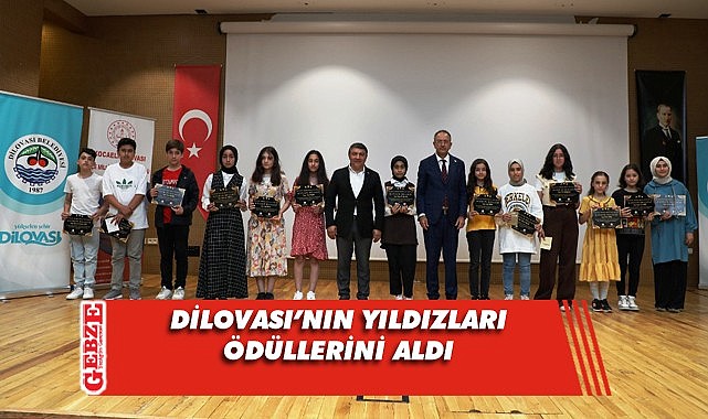 Başarılı gençlere ödülleri verildi