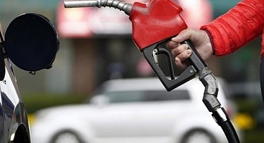 Benzin ve motorine büyük zam