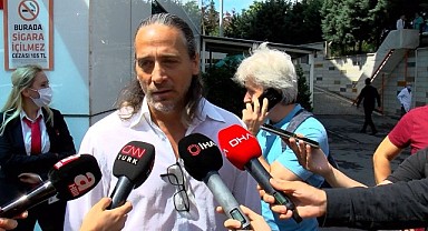 Cüneyt Arkın’ın cenazesini evlatları teslim adlı