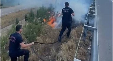 Dönüş yolunda çıkan yangına müdehale ettiler